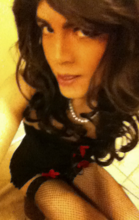 Cute Crossdresser adult photos