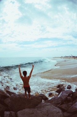 sassafranski:  when the wedge is firing all you gotta do is throw your hands in the air (and jump in the water) w/ chrisruetten 