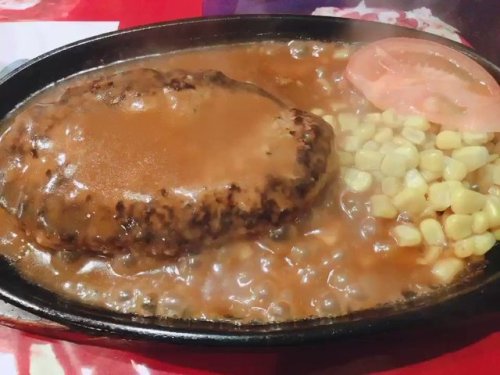 加藤美南さんのツイート: ぬおー！ 新幹線で時間過ぎてメール送れなかった… しかも打ったまま寝てた、、、 内容は、１日1000円で過ごすなら です、。明日送ります笑笑 ハンバーグ食べたい