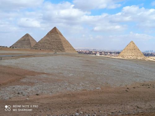 The world is a book, and those who do not travel read only one page. Giza pyramids. Egypt #MBPlanet 