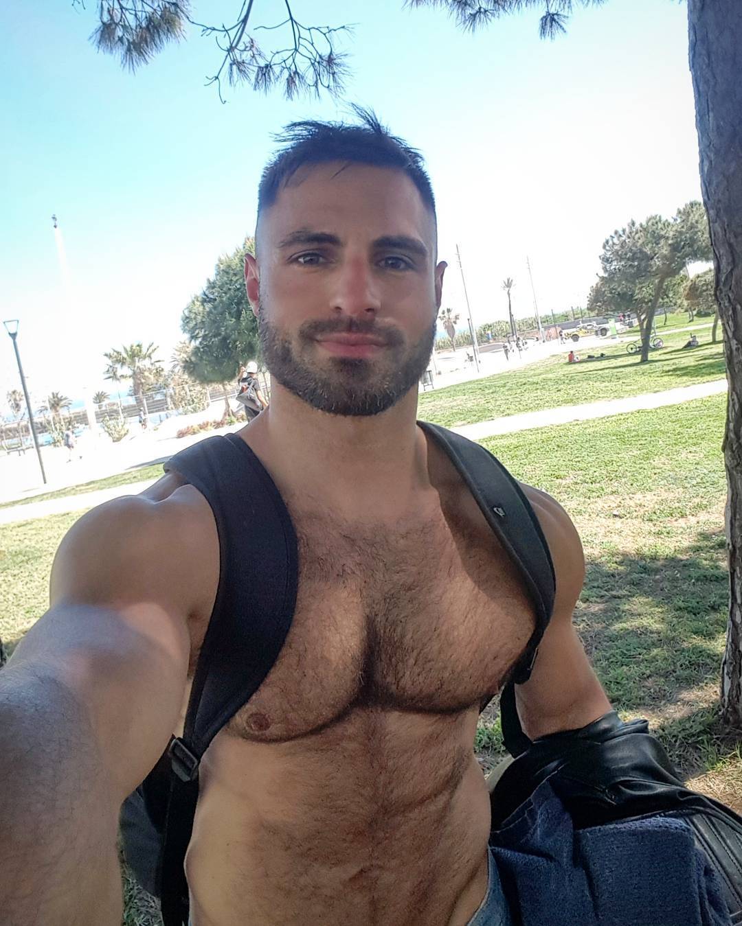 Follow my two hairy men blogs:http://sambrcln.tumblr.comhttp://hairysex.tumblr.com