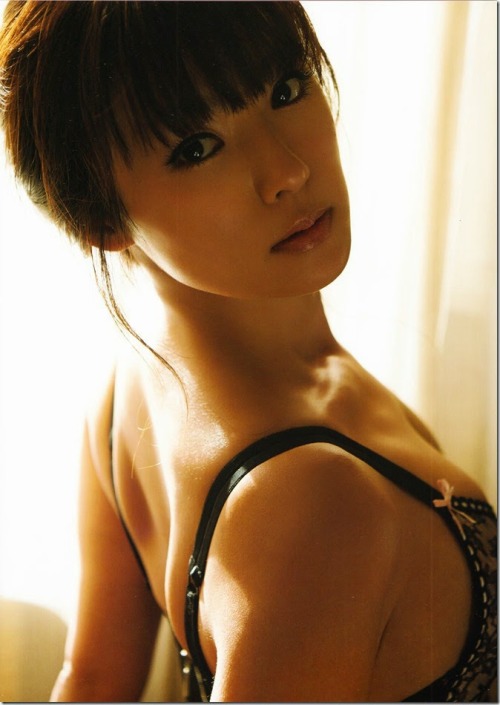 tonomayu:  深田恭子 (un)touch 8/10 