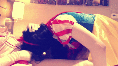 hakuru15:  lilnishamaid: hayleypetharley:   Okay so how do two sissy sluts decide