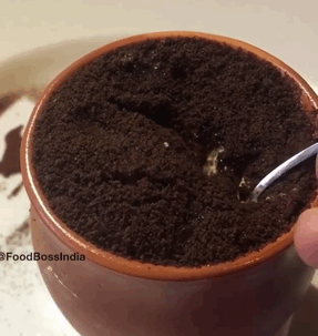 dessertstims: strawberriglitter:   Creamy Mascarpone Tiramisu topped with Cake Soil   The first gif is such a realistic potted plant.. I was concerned. 
