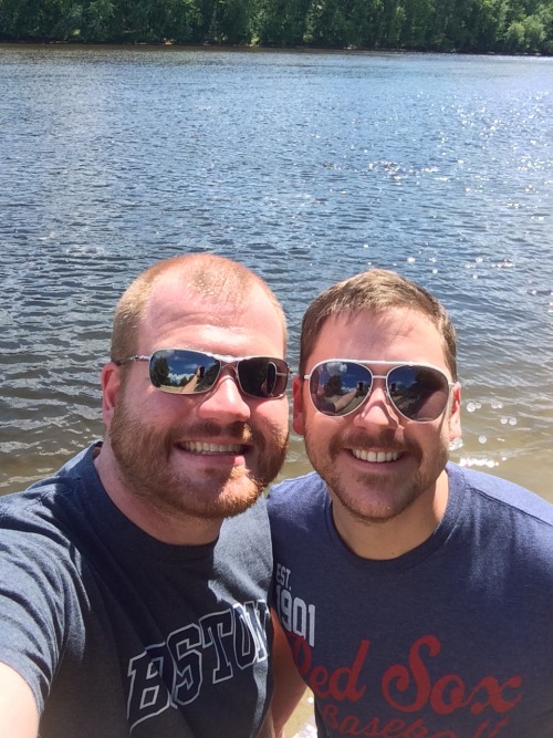 jrojr:  Enjoying the day with my husband :-D 