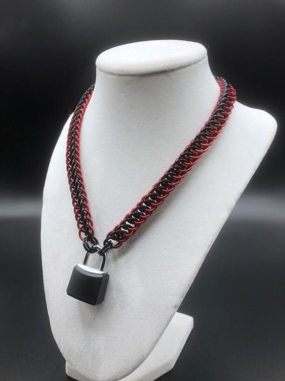 Red and black chain mail choker collar