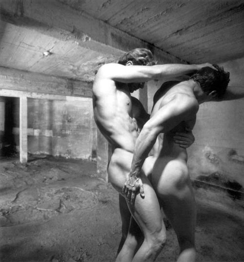 http://gaypixel.tumblr.com/post/46550449119