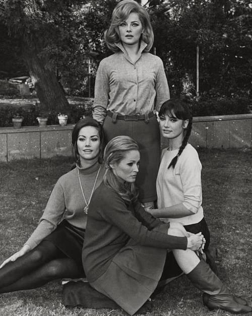 Claudine Auger, Virna Lisi, Ursulla Andress &Amp;Amp; Marisa Mellhttps://Painted-Face.com/