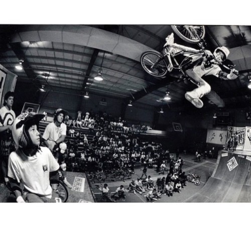 snakebitebmx: Gary Pollack boosting on his 89’ @gtbmx_official Aggresor! Can you name the riders on 