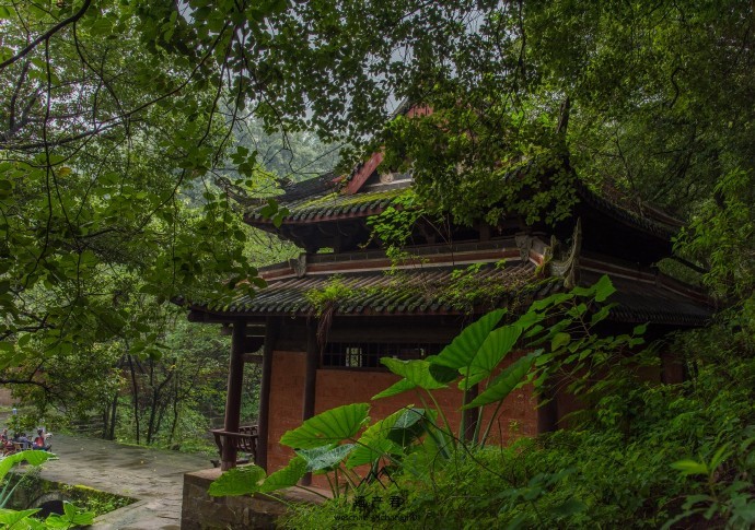 fuckyeahchinesegarden:    宜宾真武山 by 遗产君