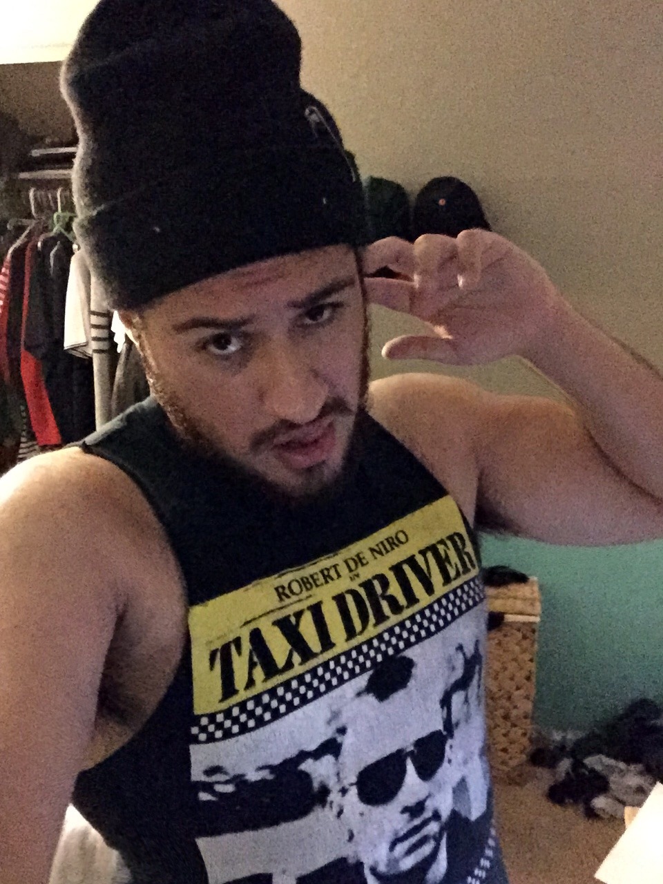 mcqueenlovesme:When you have to do laundry but you start taking selfies instead lmao.