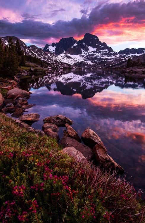 rediscoveringearth:Garnett Lake, Sierra Nevada Ranges, California