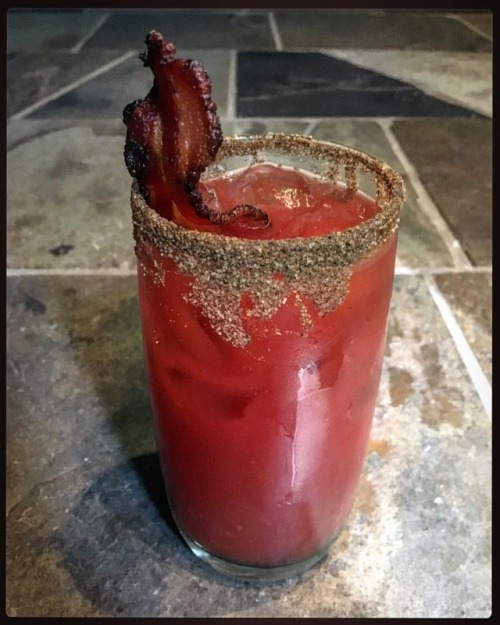 Why yes, a Caesar sounds just delightful.  #sundayfunday #hailcaesar #yum #baconmakeseverythingbette