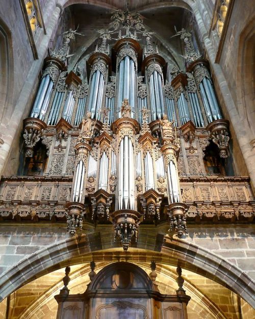 lesfressange:                                    The Sound Of Heaven (Series 7)1.  Igreja do Seminário Maior de Viseu, Viseu, Portugal2.  Iglesia de Santo Tomas de Haro, :La Rioja, Spain3. Iglesia do Sao Miguel,Coimbra,