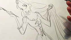  Glen Keane draws Rapunzel. “Every time you look at this girl, you are reminded that this girl has uncontainable spirit, even her hair grows to 70 feet long!” 