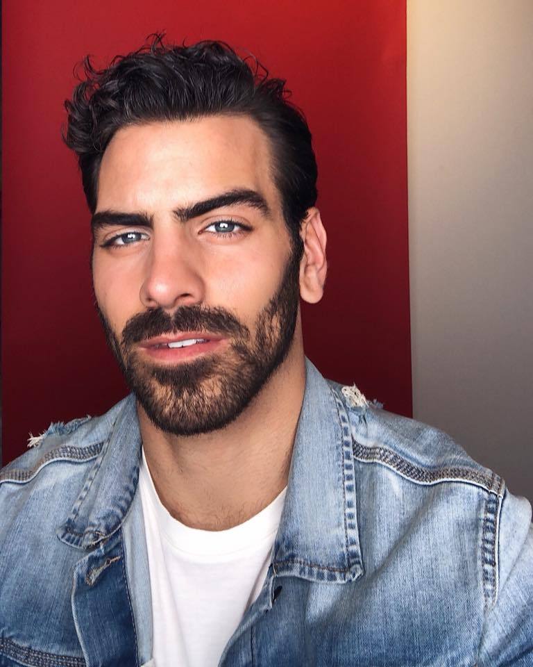 nyledimarco:  I have an angel on one shoulder and a devil on the other. I’m also