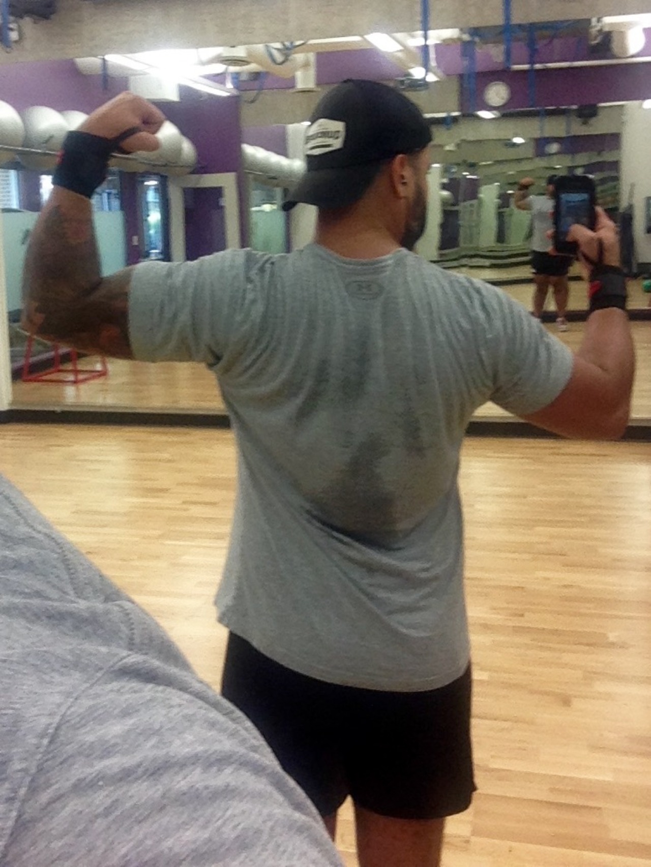 jockocub:  Gym progress. This new workout routine is going to literally kill me.
