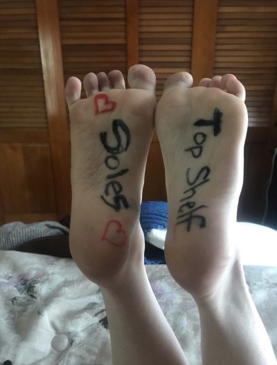 bisexualbeech:topshelfsoles-x-topshelfbooking:Shout out to the beautiful soles of