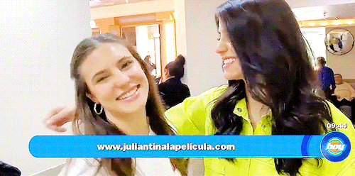 juliantinas:Maca and Barbara reunite on Hoy