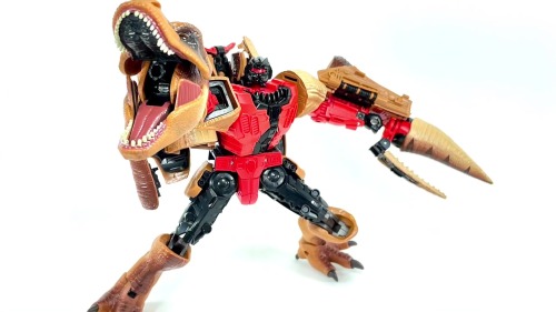 Transformers x Jurassic Park Tyrannocon Rex and JP93 in-hand images.