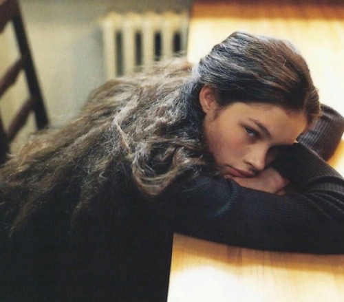 soyouthinkyoucansee:  Lonneke Engel, 1995 ph. Juergen Teller