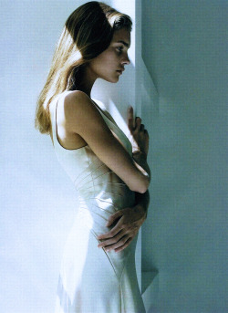 vl4da:  Natalia Vodianova by Mario Sorrenti for Calvin Klein Spring 2003 ad campaign. 