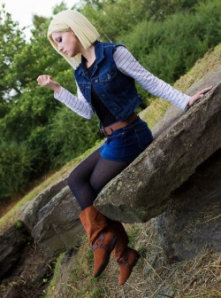 Dragon ball z android 18