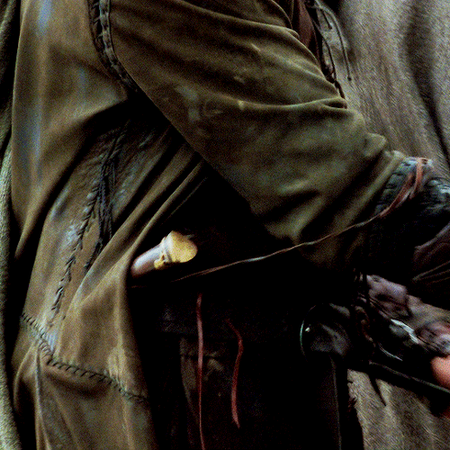 THE LORD OF THE RINGS Costumes Appreciation: Aragorns Ranger Costume(costume Design By Ngila Dickson