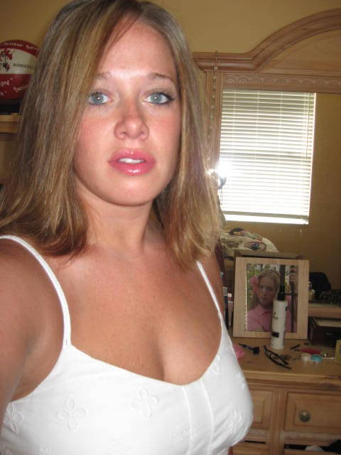 mymarinemindpart2:  Big set of this military babe pt 10 