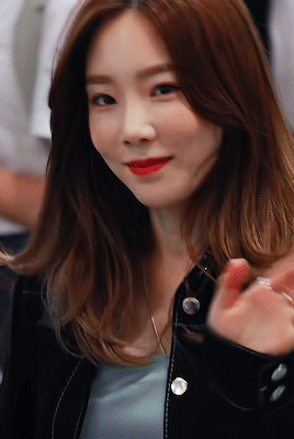 taeyeondreamer: 2018 May.  SORRY guys for not being active anymore ! I’m back 💖