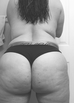 embraceyourflaws:  Whooty Wednesday? lol