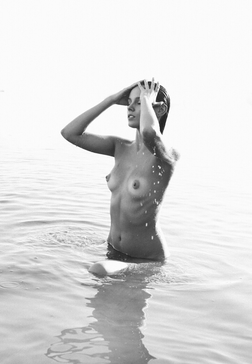 shotsbyjake:  tbt  Swimming in the ocean w/ Karina  Key Biscayne, FL  Photo: Jake