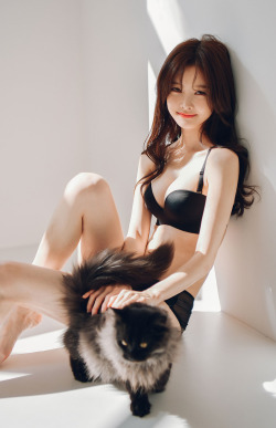 korean-dreams-girls:  JooYi - November 26,