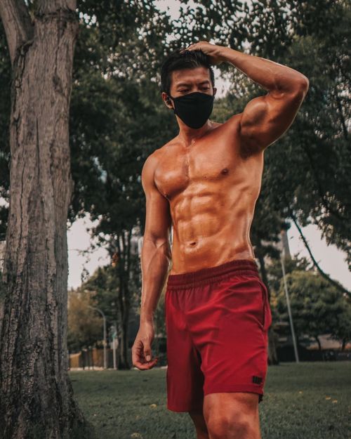 jhwphay: New “NORMAL” // 😷  Start the second half of #CircuitBreaker in Singapore c/o @myproteinsg with 58% off storewide using my link and code in bio.  Get your hands on a wide selection of workout supplements, foods, accessories, and apparel
