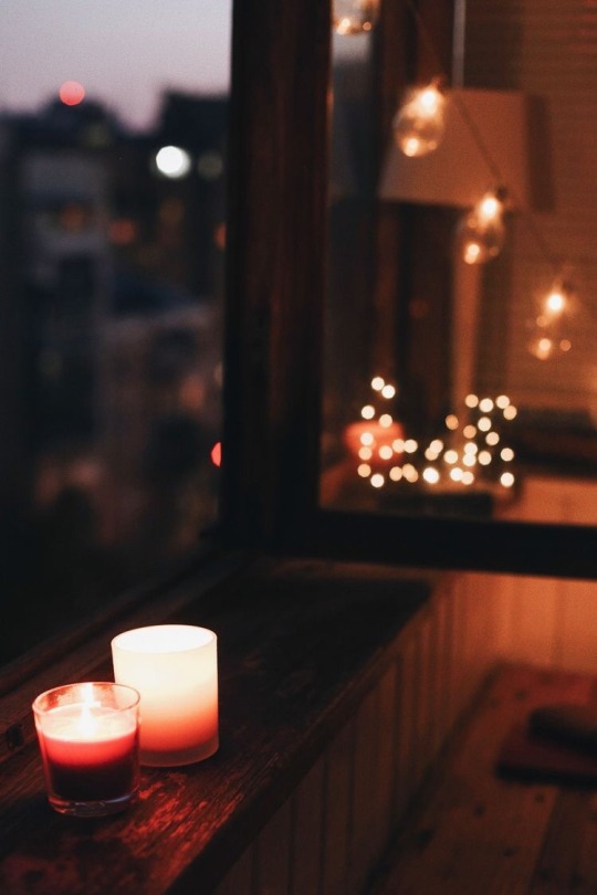 x-mischief-night-x:Candlelit autumn// requested 