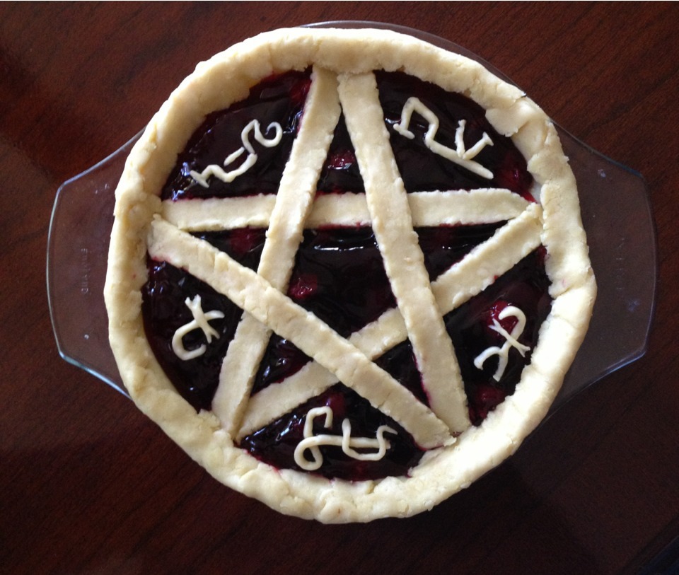 Halloween Pies Tarts Pentagram