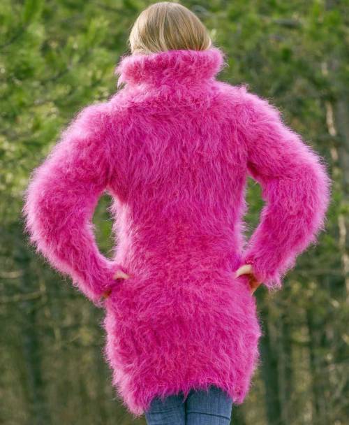 bigmohairtv: SUPERTANYA SEXY FUZZY MOHAIR PULLOVER KLEID IN ROSA LILA