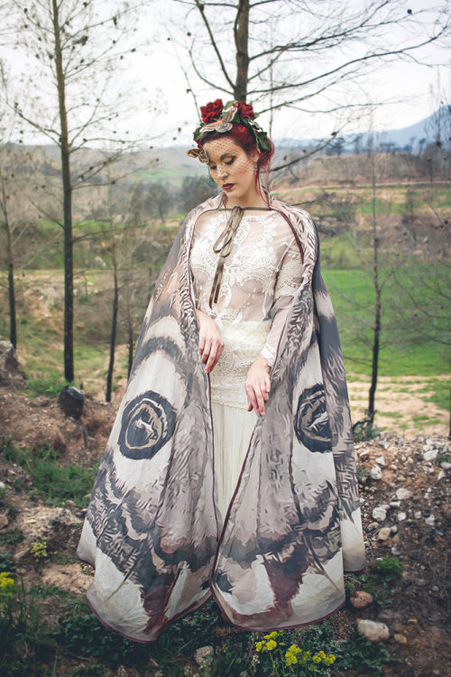archiemcphee:  Barcelona-based fashion designer Alassie of El Costurero Real creates delicate cloaks
