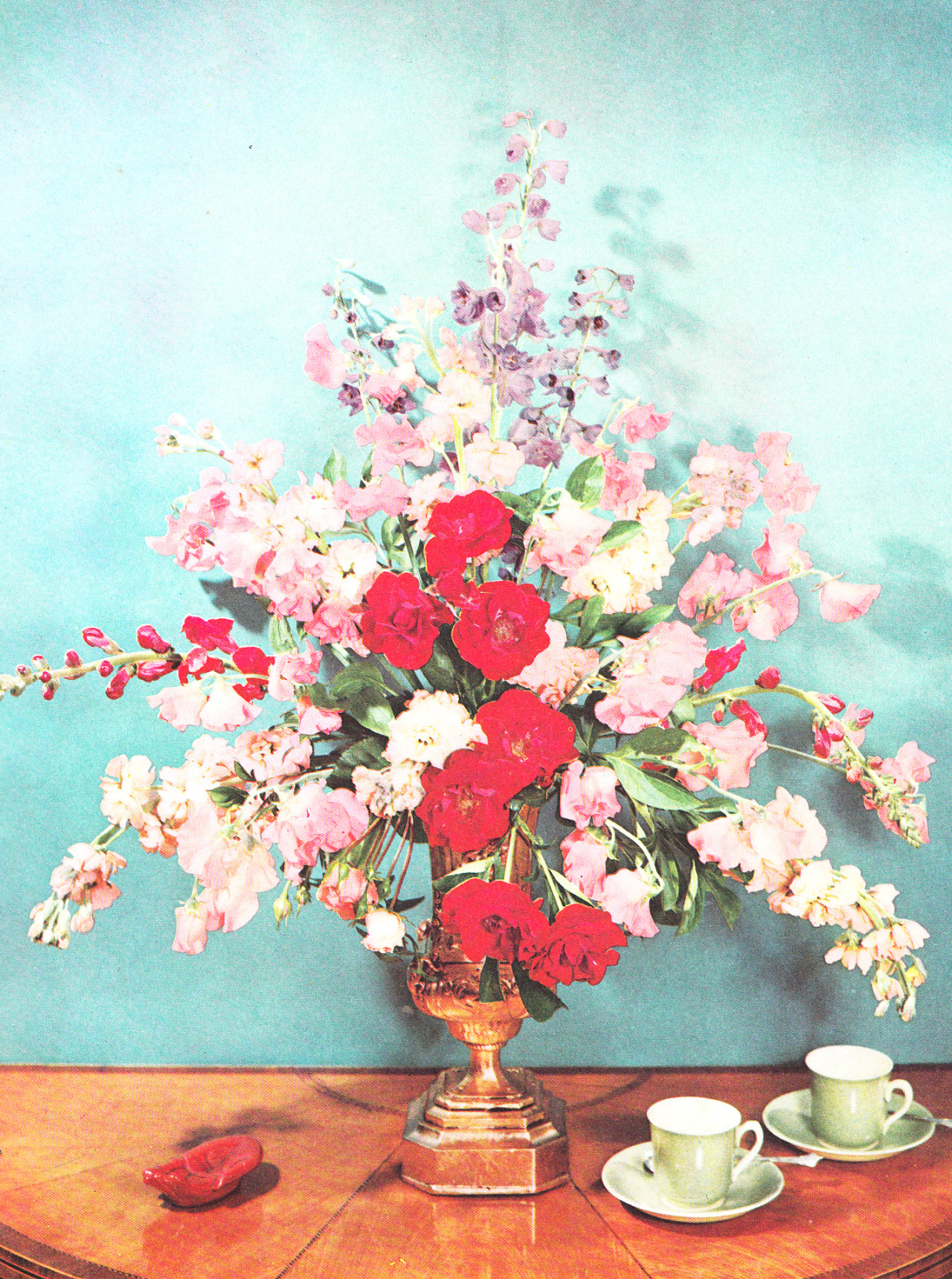 adelphe:  The Julia Clements Colour Book of Flower Arrangements, 1964 