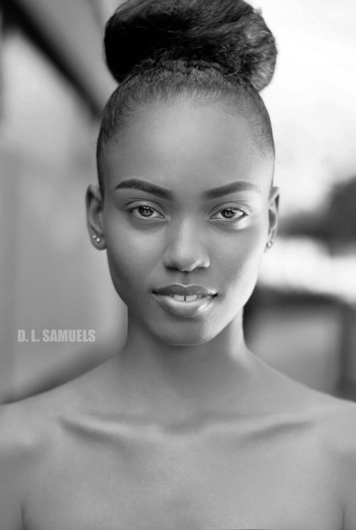 | model @_rated_effof @pulsemodelsjamaica | Photographer: @shotbydlsamuels| Lighting Assistant @iamn