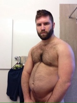 furrytrade:  If Winnie the Pooh was a real man - Fucking Sexy  Follow both of my blogs @ http://furrytrade.tumblr.com/ &amp; http://dirtyrabbithole.tumblr.com