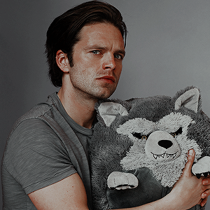 skyericons: Sebastian Stan;like if you use or save.