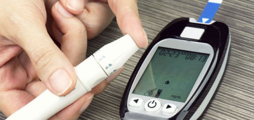 diabetes controlada: O Glicamin é um medicamento destinado ao tratamento do diabetes tipo 2, para pa
