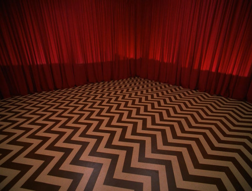 Sex vrklmpt:   twin peaks interiors/exteriors pictures