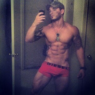 Caleb Reynolds adult photos