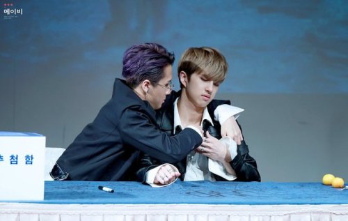 officialrovix:170518 Ken &amp; Ravi @ Sinchon Fansign | © May V