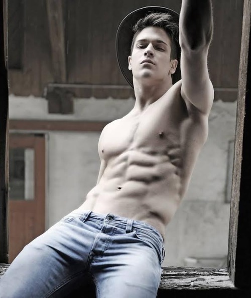 amanthing:  Visit amanthing Hunk Edition Blog With 9 Different Categories of HOT MEN to Choose From