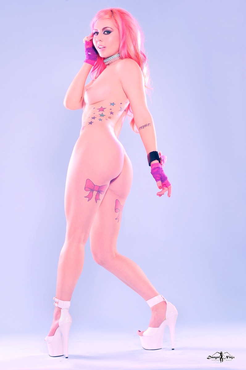 Annalee Belle