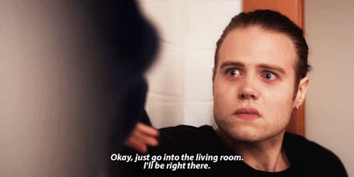 sarcasmcloud:“You saw something in the bathroom, didn’t you?” - Travelers s03e10