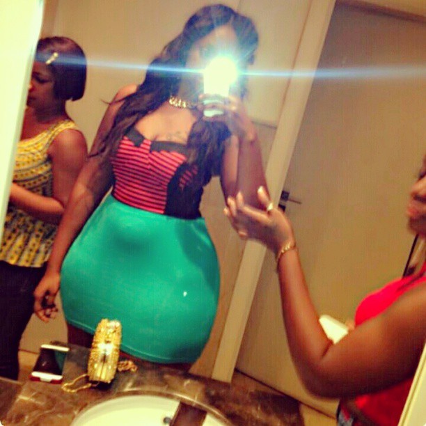 chollybasoline:  alliwantisbuttandbooty:  Follow!!!   Hips